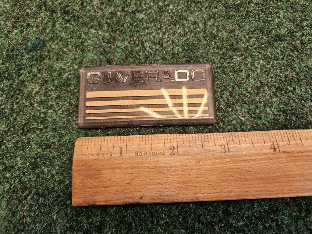 1990s SILVERADO Plastic Roof Panel Emblem OEM NAME PLATE Logo 5M4