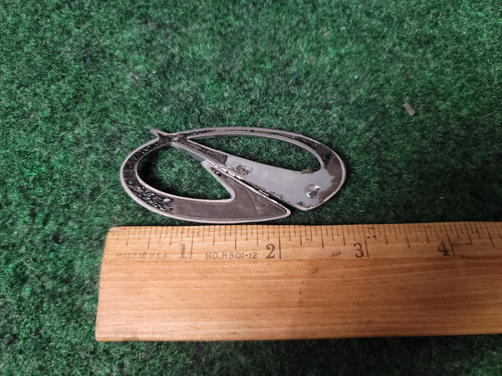 Vintage OLDSMOBILE Chrome EMBLEM SYMBOL BADGE OEM Nameplate 5S2