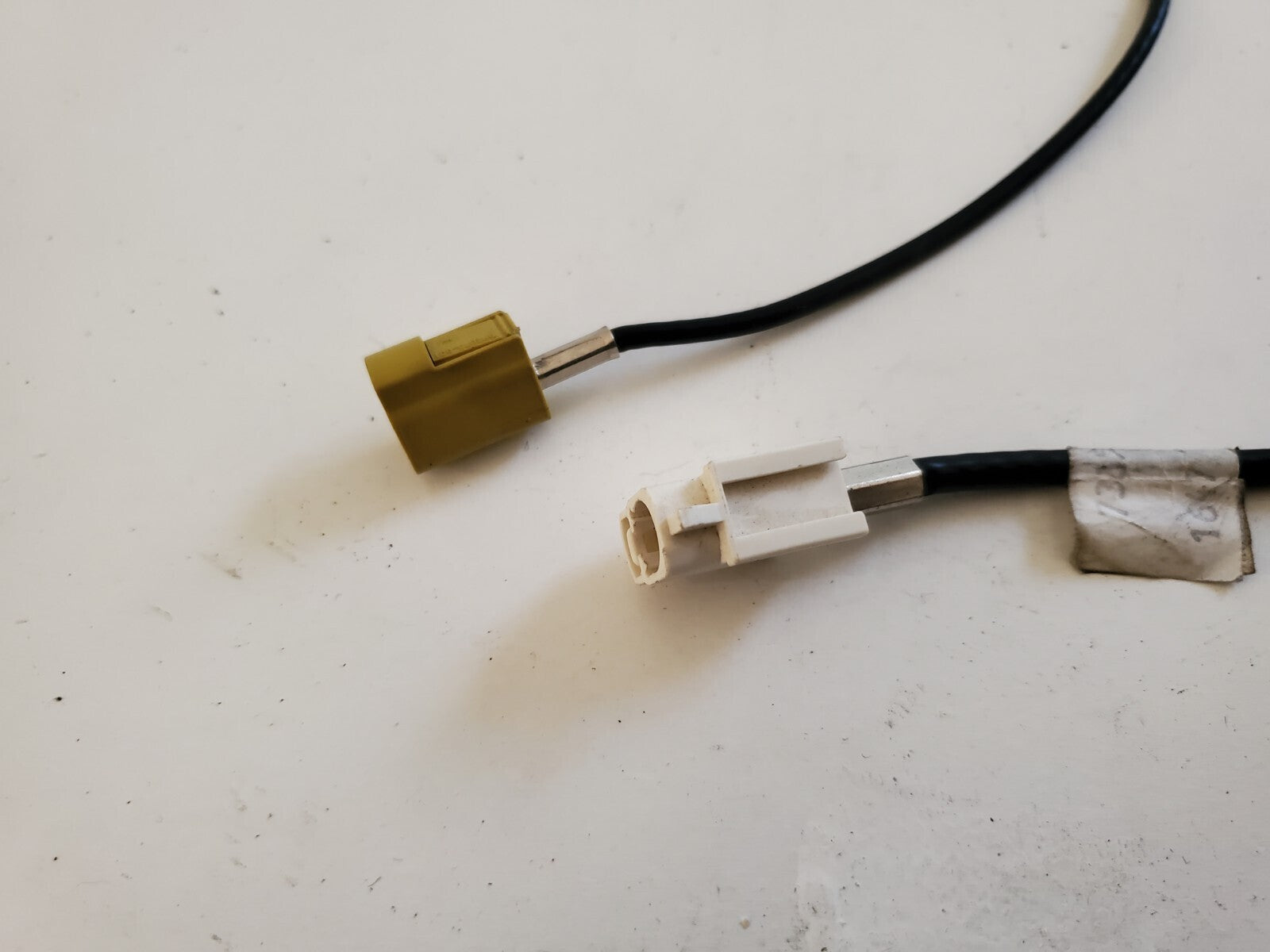 Antenna Radio Signal Amplifier Connector Pigtail Plug 5L6