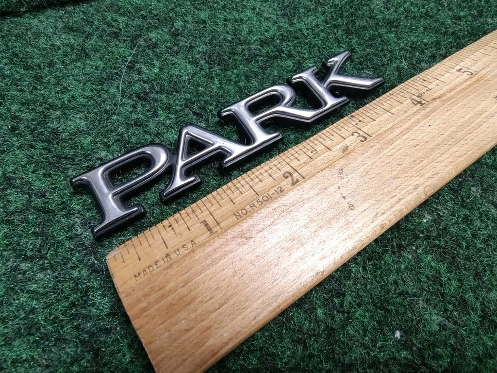 1998-2004 BUICK "PARK" AVENUE SIDE EMBLEM LOGO BADGE SYMBOL LETTER OEM 5S5