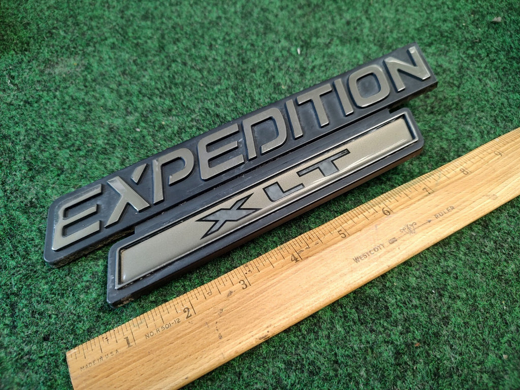 OEM Ford Expedition XLT Gold Emblem F75B-16B114-AB Logo Nameplate Decal 2M9