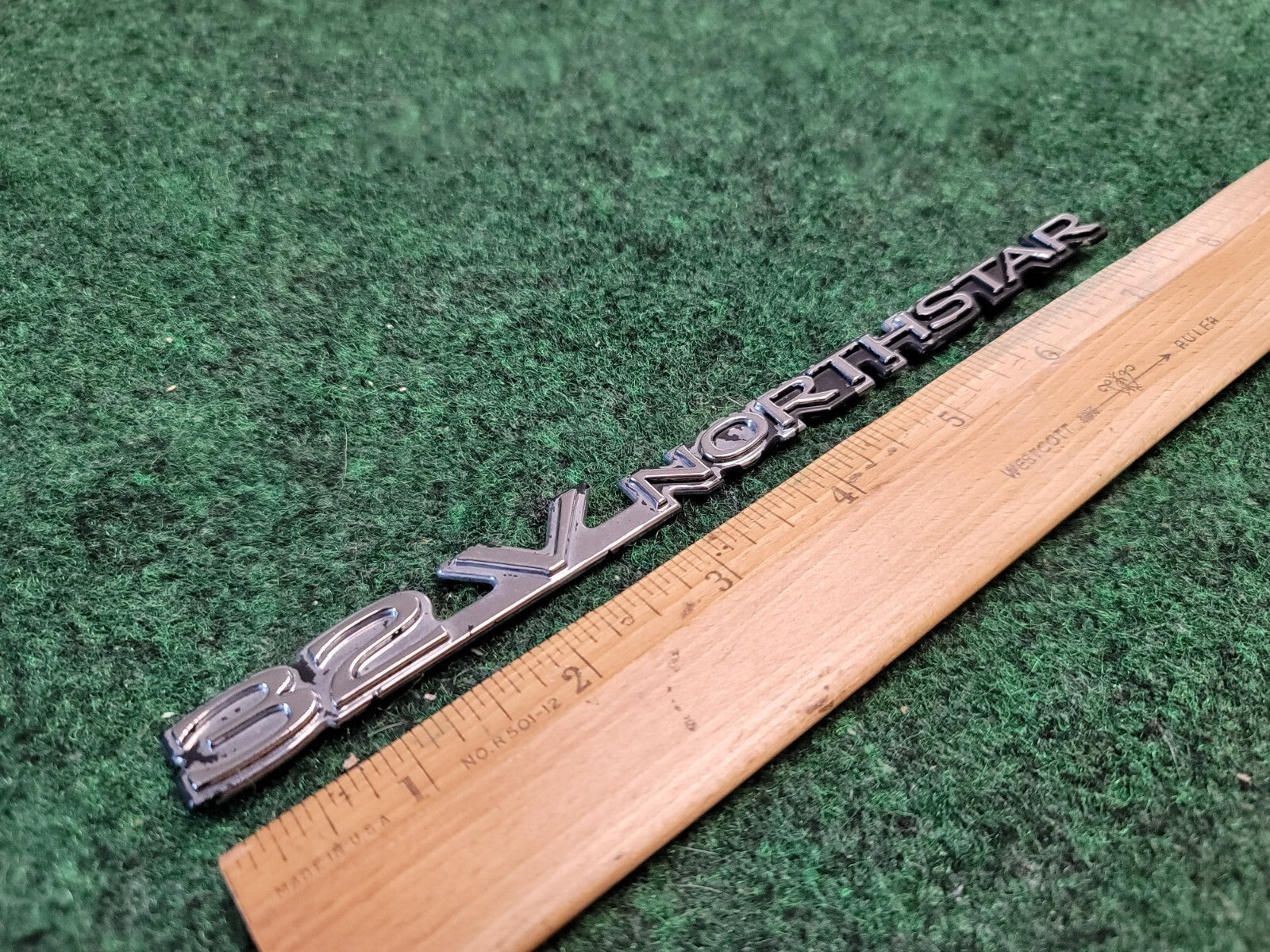 Cadillac OEM 32V Northstar 7.5 Rear Emblem Badge Logo Nameplate Name Plate V 7L1