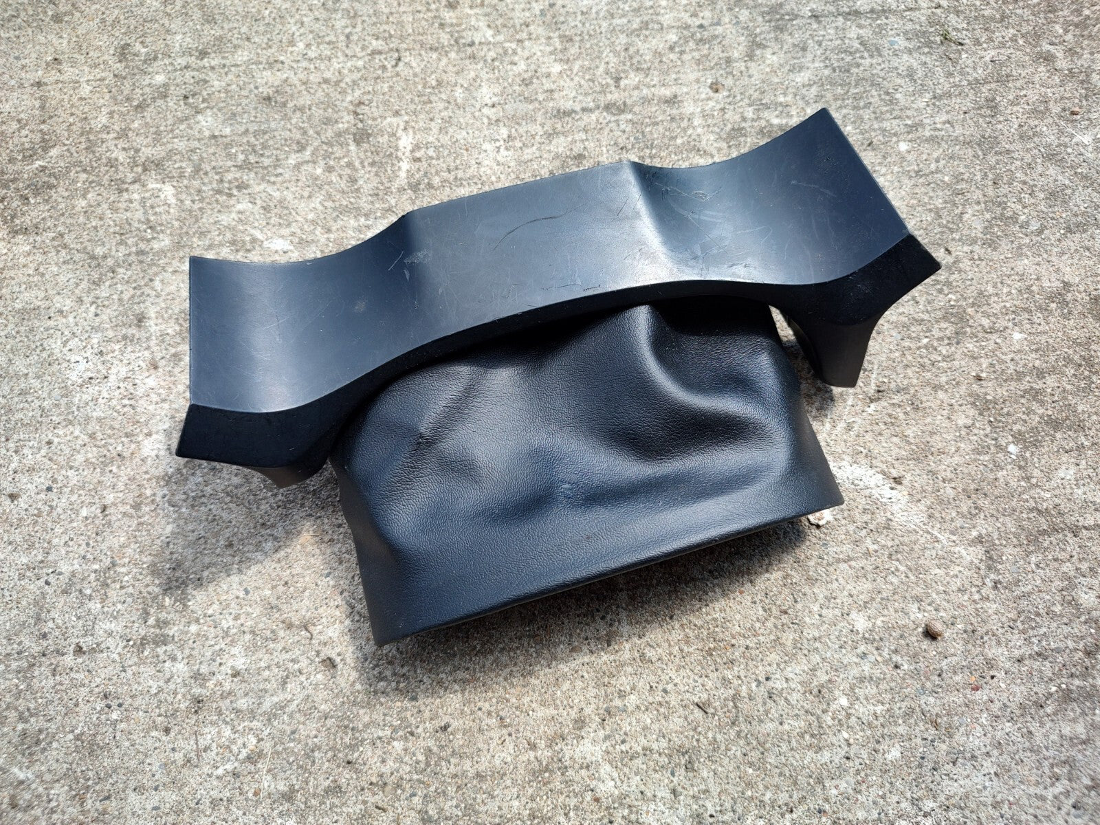 2013-2020 LINCOLN MKZ STEERING COLUMN UPPER SHROUD BOOT COVER TRIM OEM LT9