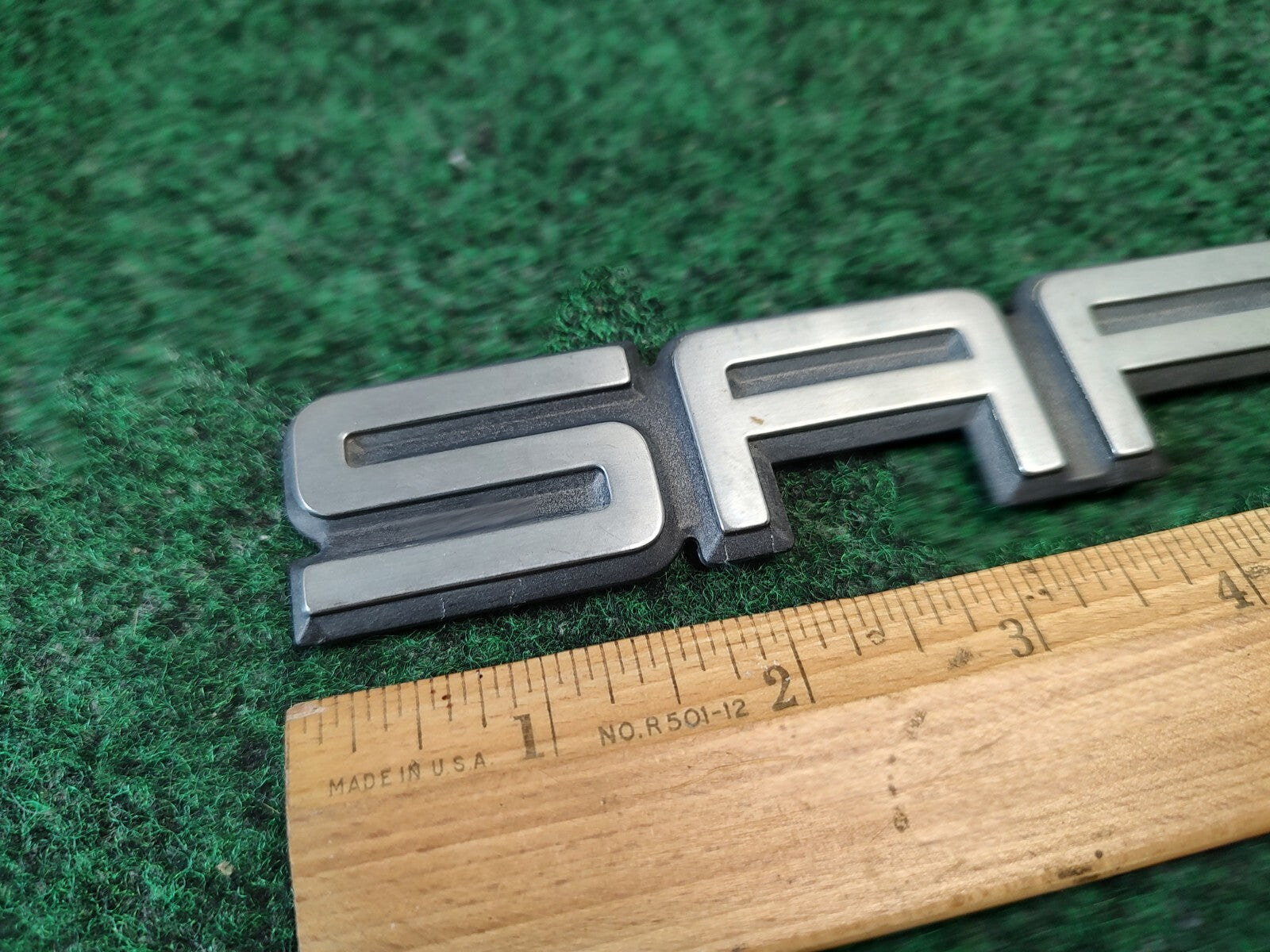 GMC 1995-2005 Safari Front Door Emblem Badge Logo Nameplate Name 15690680 4S7