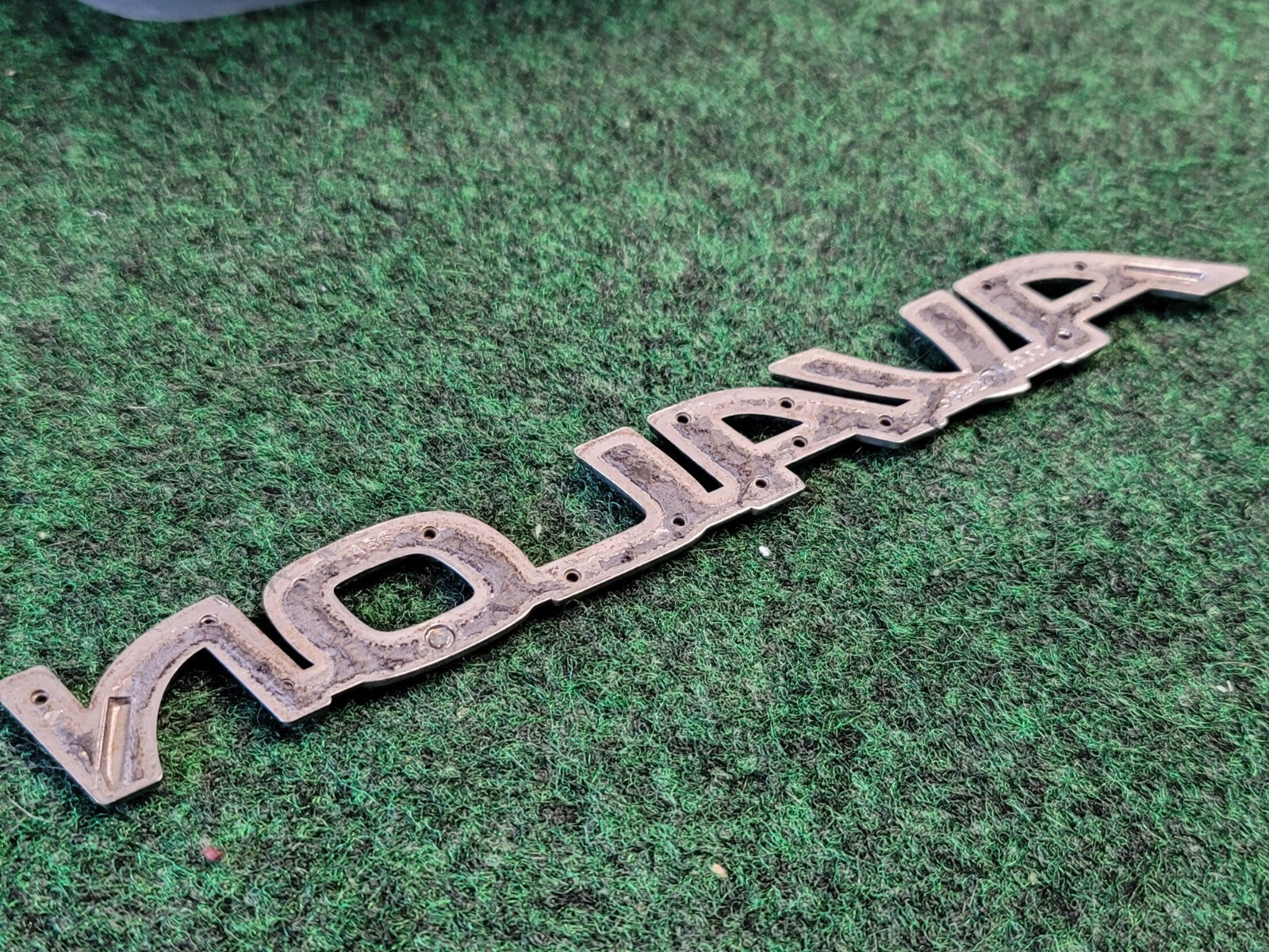 2000-2004 Toyota Avalon Rear Trunk Lid Tailgate Emblem 75442AC030 OEM 1M6