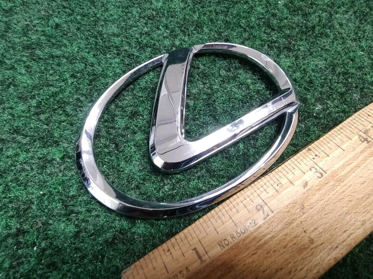 Lexus OEM 1992-1996 ES300 Rear Emblem Badge Logo Nameplate Name Insignia 5S5