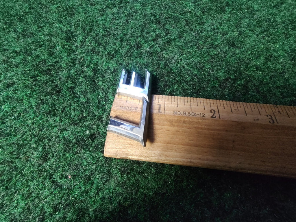 Genuine Toyota Camry "LE" Emblem USED 2002-2006  Rear 75443-AA100 8L2