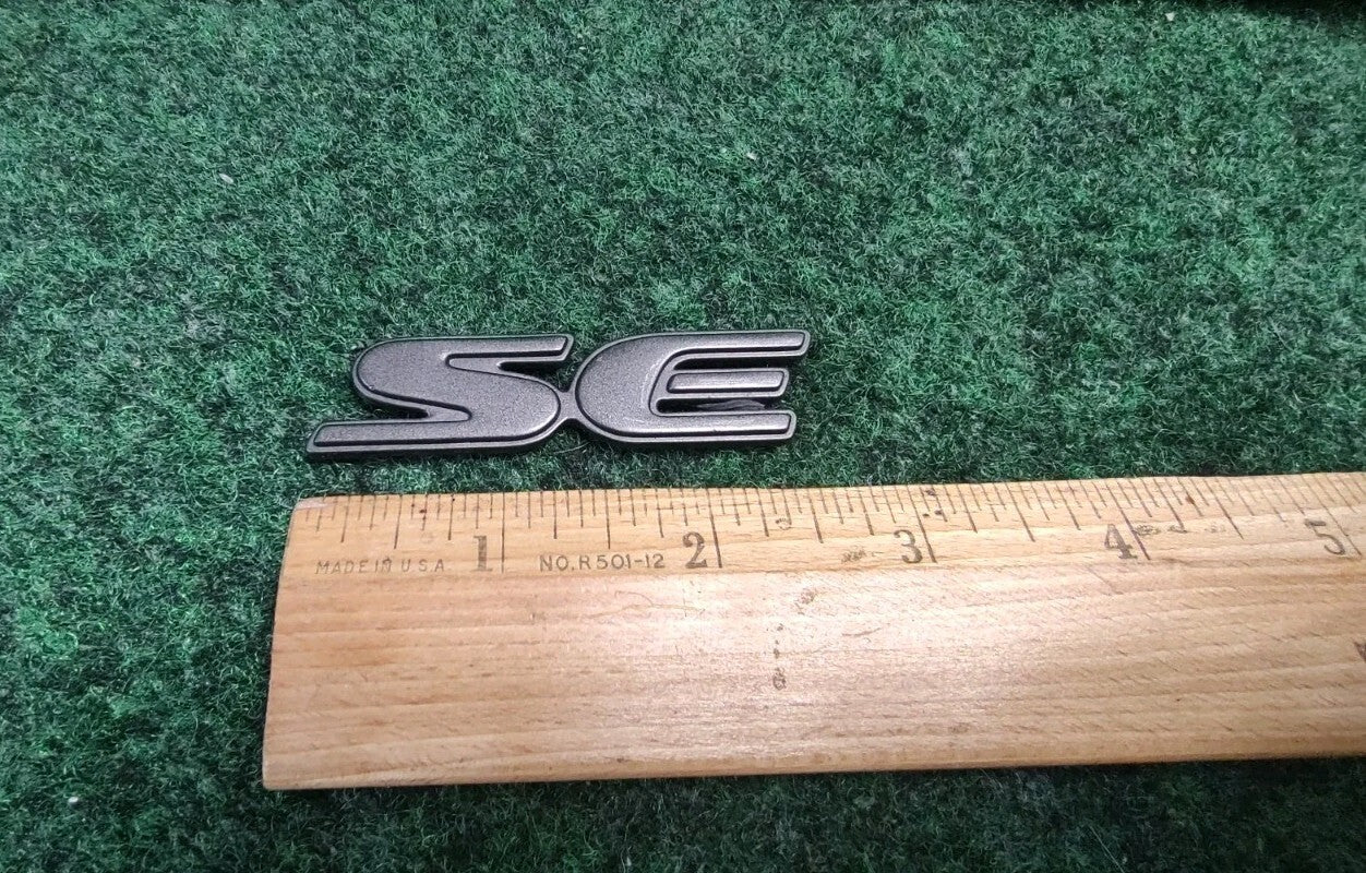 Pontiac OEM SE Gray 2.75" Emblem Badge Logo Nameplate Name Plate Insignia 5S6