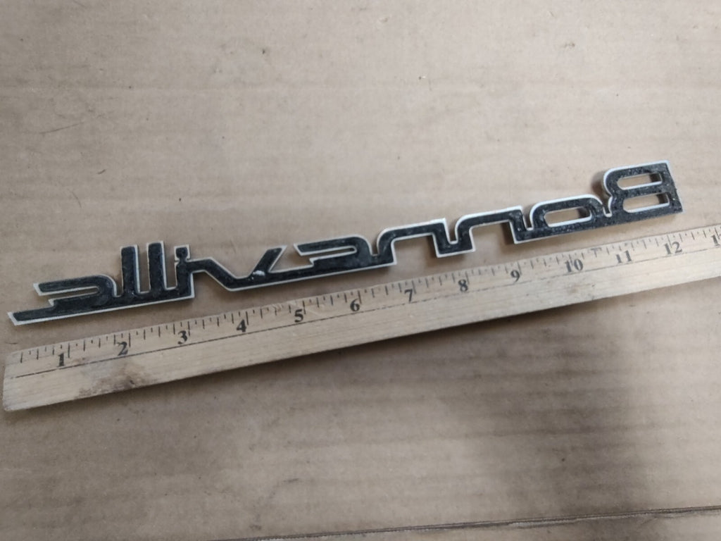 00 01 02 03 04 PONTIAC BONNEVILLE REAR LID EMBLEM LOGO BADGE SYMBOL OEM DL1