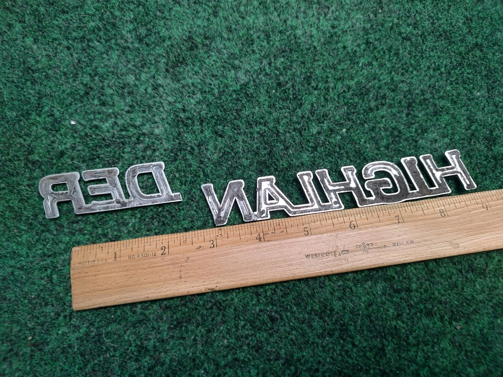 01 02 03 04 05 06 07 TOYOTA HIGHLANDER REAR LID EMBLEM LOGO BADGE SYMBOL 1S9