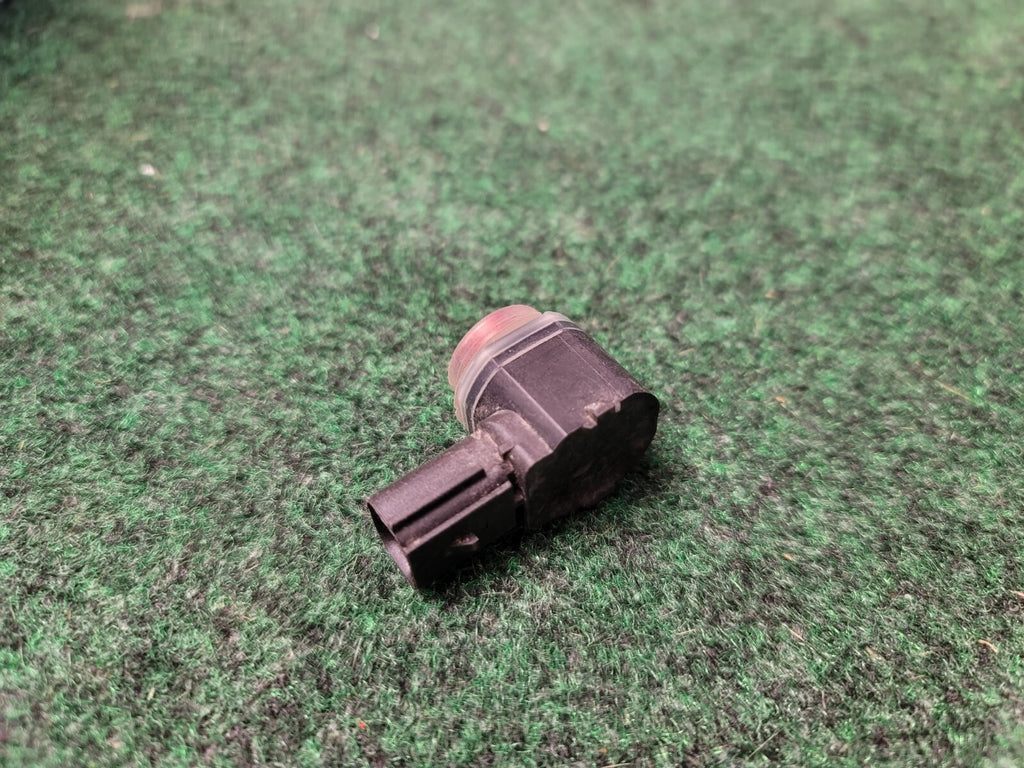 2013-2019 FORD FLEX BUMPER PARKING DISTANCE ASSIST SENSOR RED FR3T-15K859 9L3