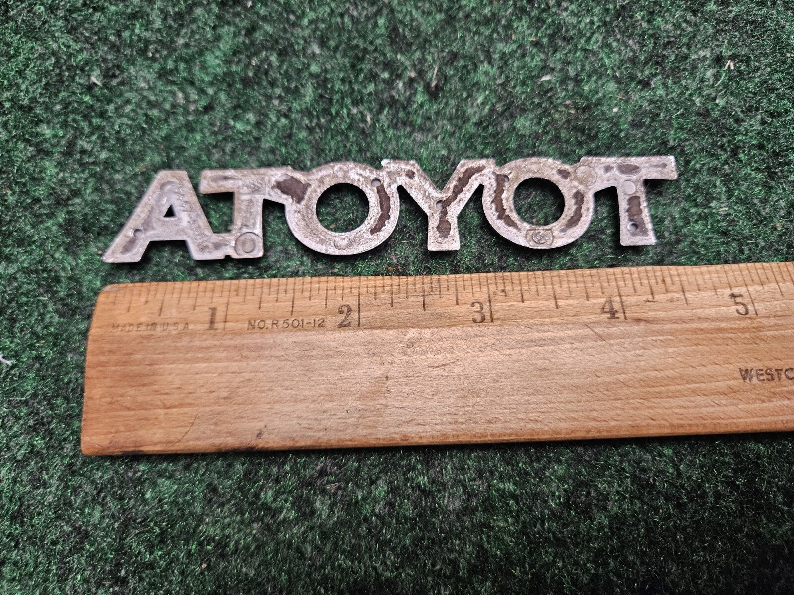 Toyota 1997-2001 Camry Chrome Rear Trunk Emblem Badge Logo Name 75447-AA010 5M3