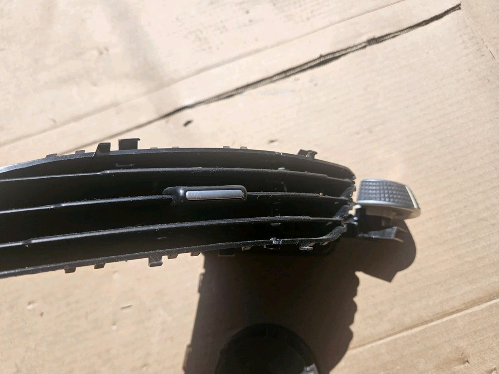 13 14 15 16 17 18 Ford Escape Left Dashboard Air Vent Trim OEM CJ54S014L21AB JT6