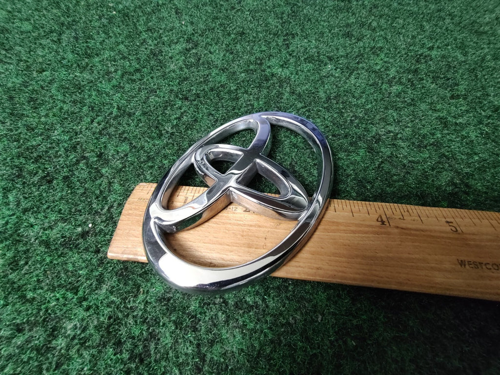 Toyota Chrome Emblem Logo Symbol Name Plate Unknown Model About 4" 7L8