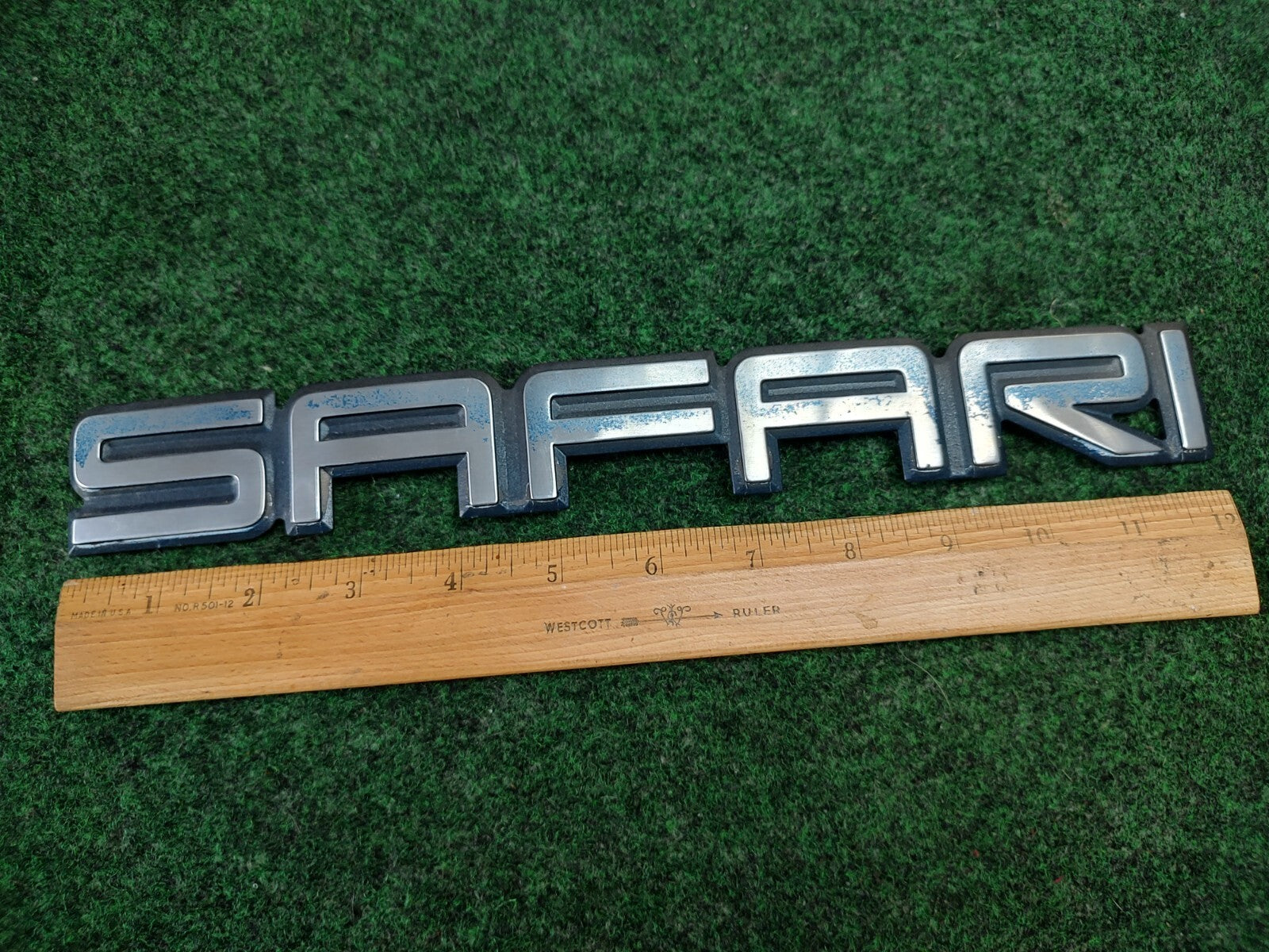 1995-2005 GMC SAFARI EMBLEM 12" LETTERS LOGO SYMBOL BADGE REAR DOOR SILVER 8L2