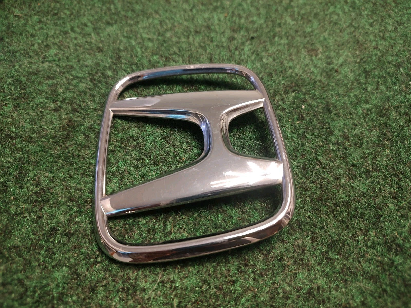 2005-2010 Honda Odyssey Emblem Badge Trunk Gate Rear Chrome 75701 SHJ A000 - 2S1