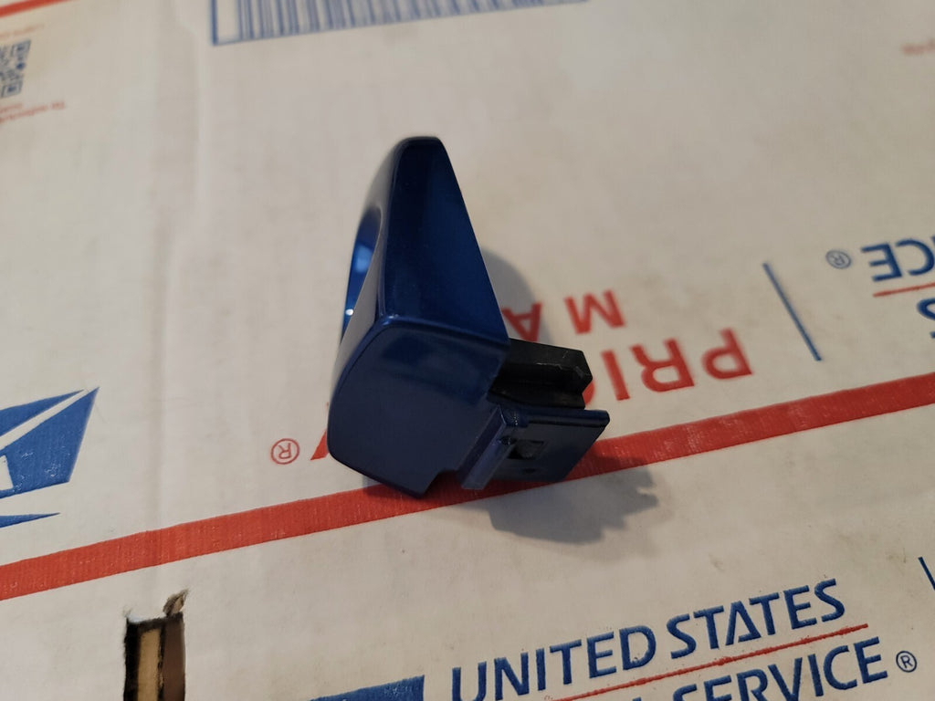 2009-2012 Chevrolet Traverse Exterior Door Driver Handle Cover OEM Blue 7L3