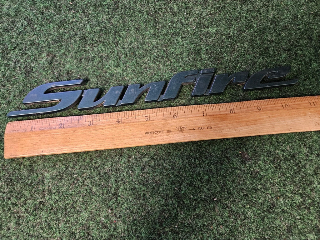 1998-2004 Pontiac Sunfire Green Emblem Badge Logo Nameplate Name Plate 4M9