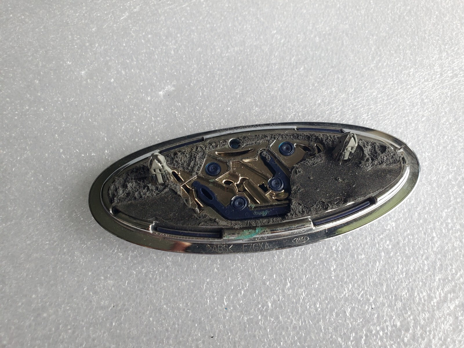2013 -2018 Ford Fusion Rear Trunk Deck Lid Emblem Logo Badge DS73 402A16 AC 2L2