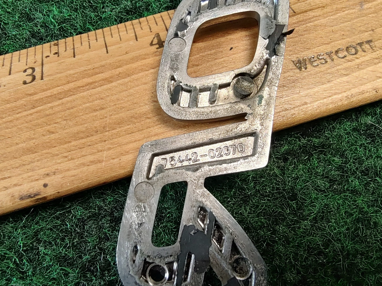 2003 2006 2007 2008 Toyota Corolla Rear Trunk Nameplate Emblem 75442-02070 4S7