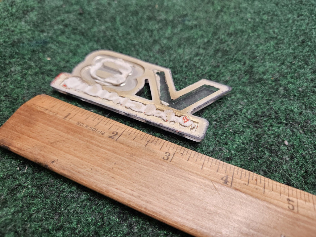 Dodge V8 Magnum Front Fender Plastic Emblem Badge Logo Nameplate Name Plate 6M8