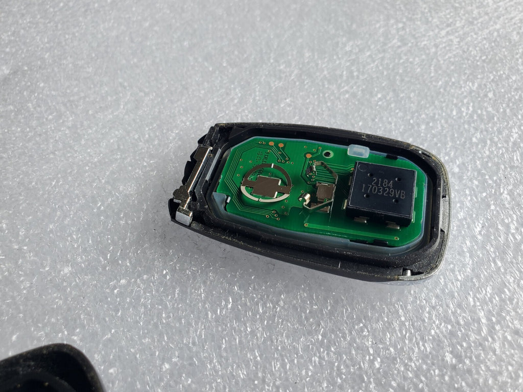 for Chevrolet Sonic Cruze Malibu Camaro 2016-2020 Smart Remote Key Shell HYQ4AA