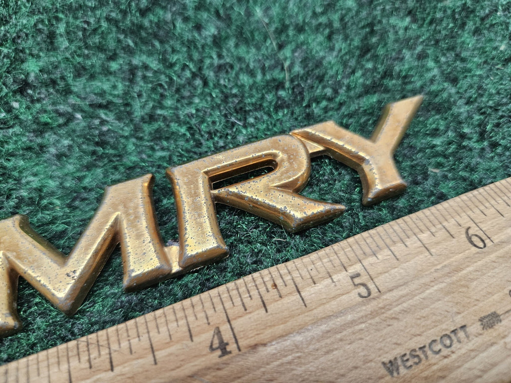 Toyota Camry Gold Trunk Emblem Badge Decal Logo OEM Genuine 75442-AA010 GL1