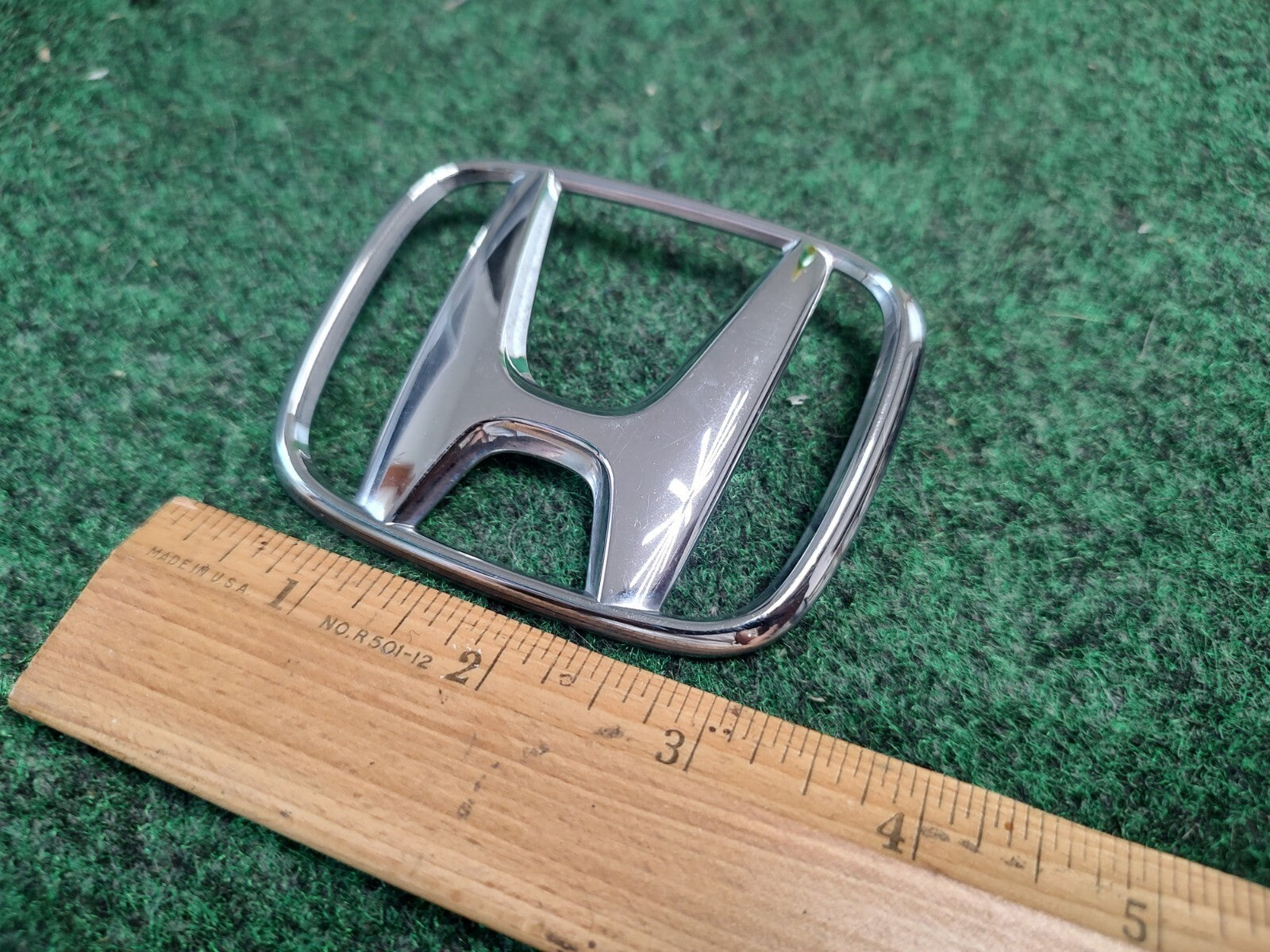 2006-2011 Honda Civic Coupe 2DR Rear Trunk Lid Badge Emblem 75701-SDN-0000 2S7