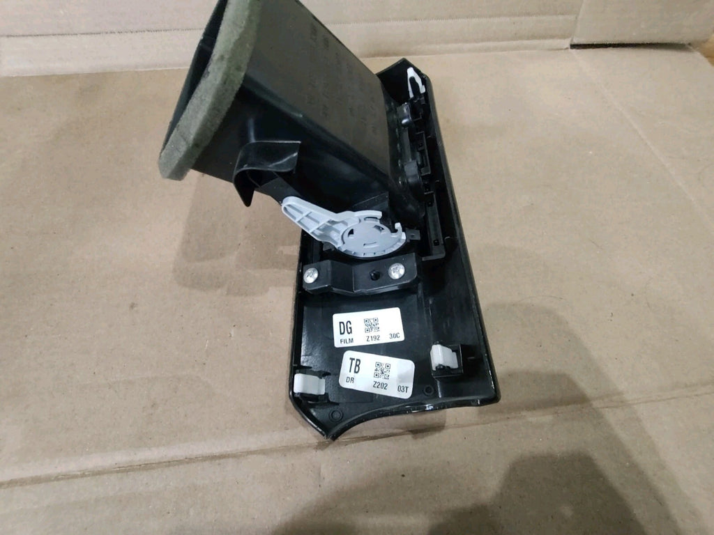 2013-2015 HONDA ACCORD DRIVER SIDE DASH AIR VENT TRIM BEZEL OEM 77620-T2F-A0 BS3