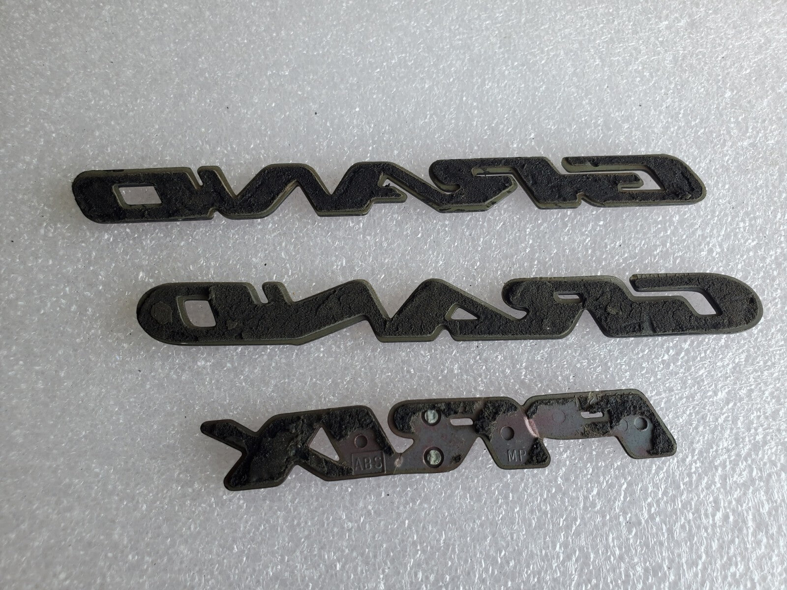 1997 1998 1999 2003 Pontiac Grand Prix Door Name Plate RED NAMEPLATE OEM VNTG