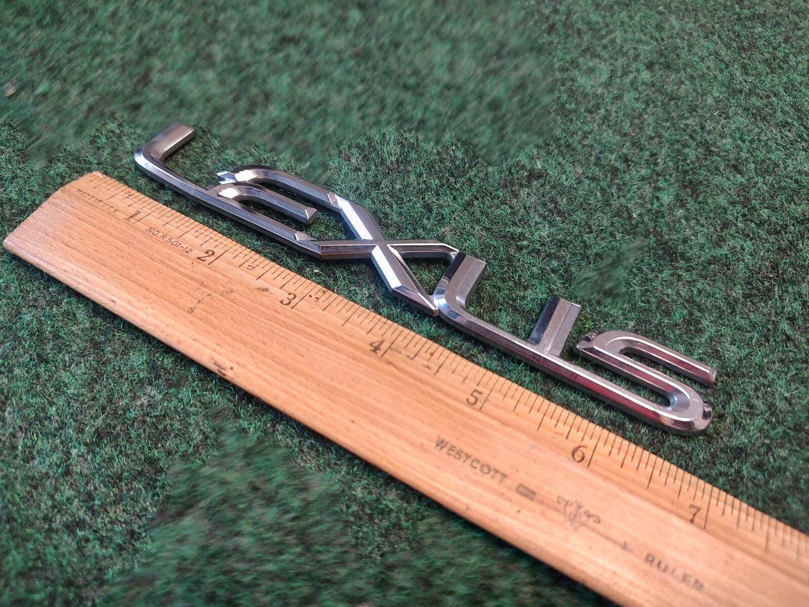 Lexus trunk emblem badge decal logo ES300 ES 300 RX300 RX 300 OEM Genuine 3S1