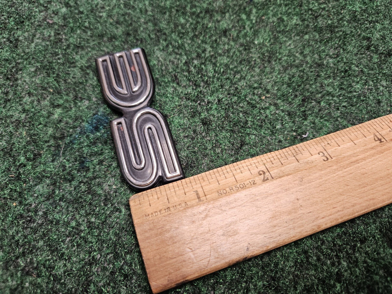 Pontiac OEM SE Black 2 5/8" Emblem Badge Logo Nameplate Name Plate Insignia 5M2