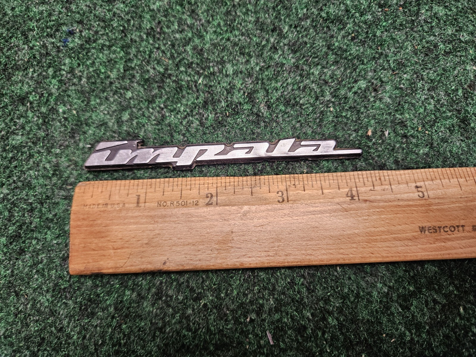 2000-2005 Chevrolet Impala Panel Emblem NAME PLATE BADGE 10290600 OEM 5M2