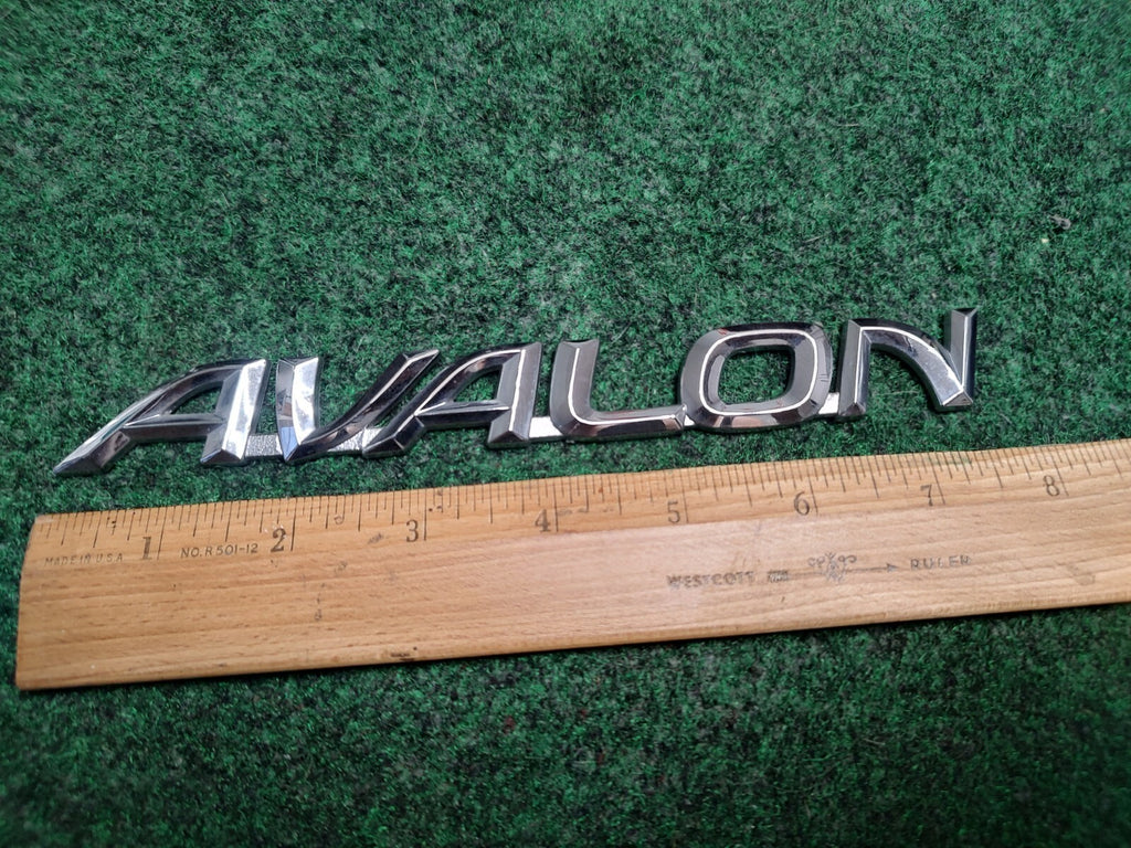 2000-2004 Toyota Avalon Rear Trunk Lid Tailgate Emblem 75442AC030 OEM 1S1