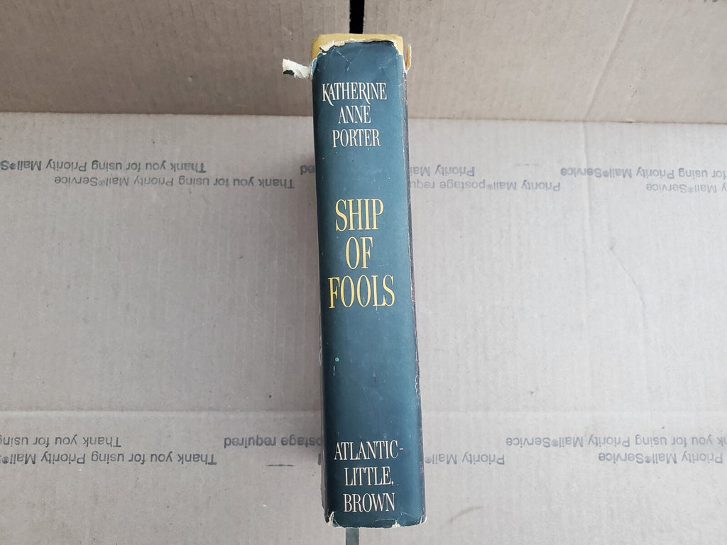 Ship of Fools Hardcover Book 1962  Dust Jacket By Katherine Ann Porter B9