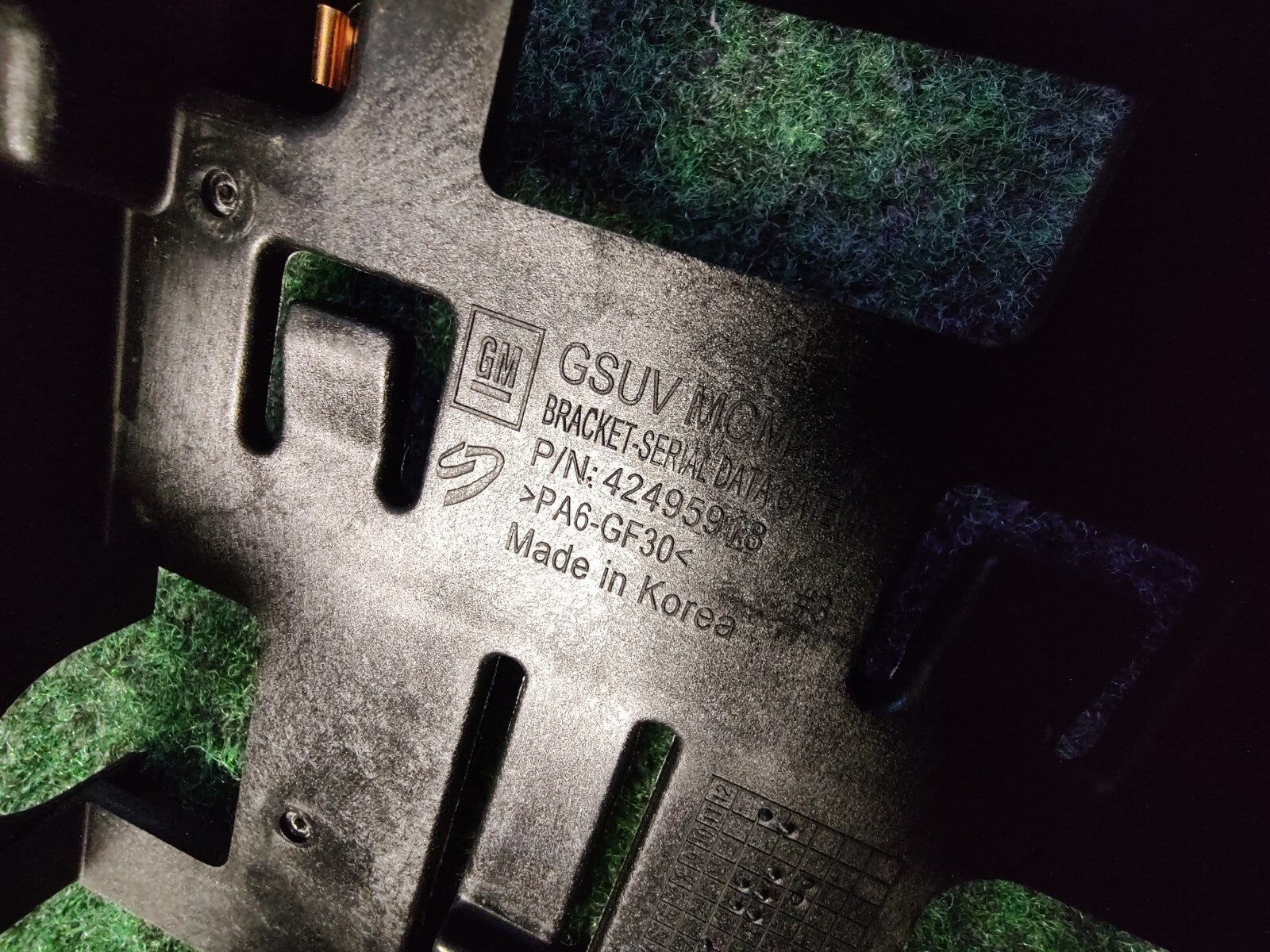 2017-2020 CHEVROLET TRAX DATA GATEWAY COMPUTER CONTROL MODULE BRACKET HOLDER BL2