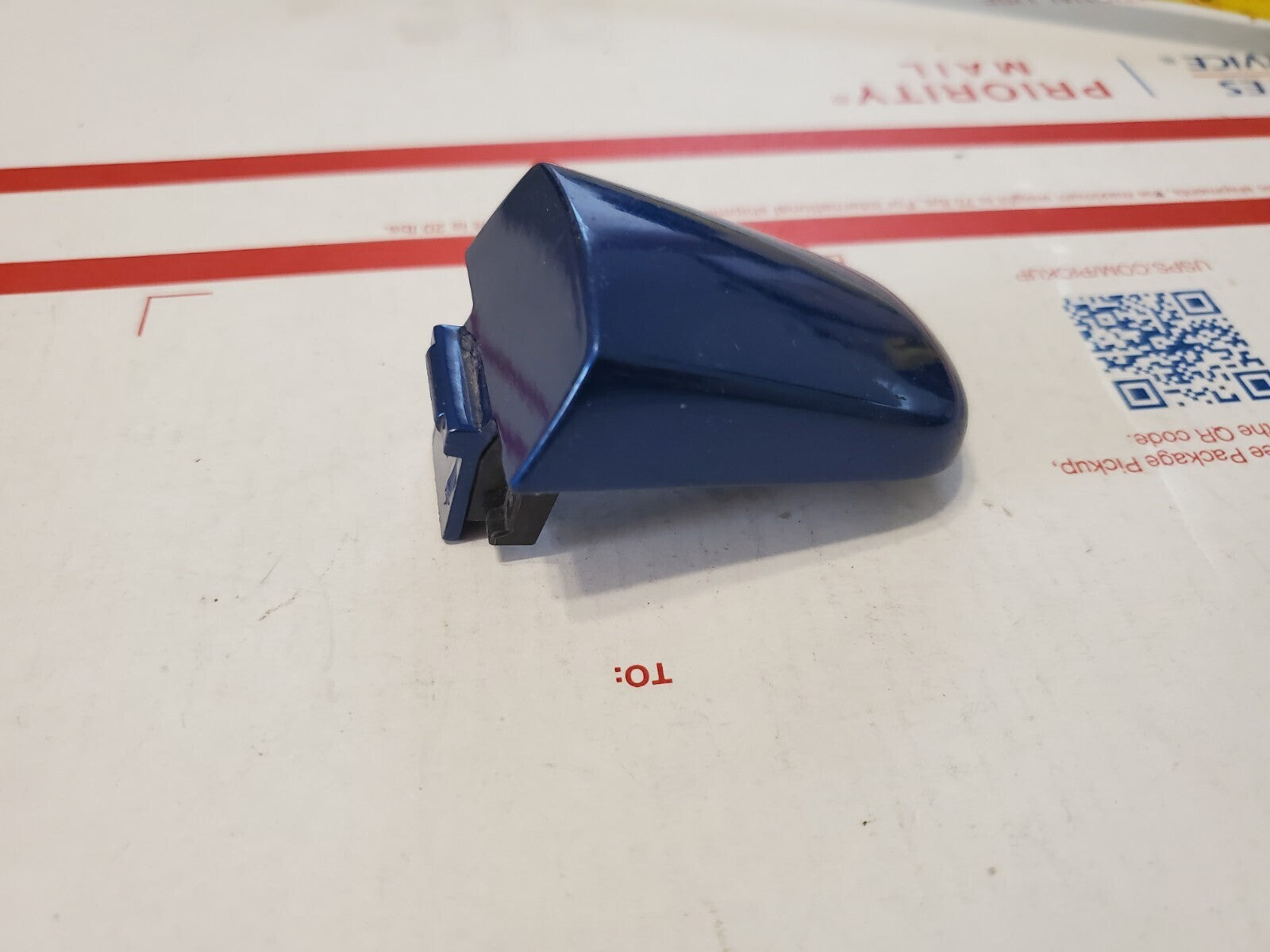 2009-2012 Chevrolet Traverse Exterior Door Handle Cover OEM BLUE 3L9