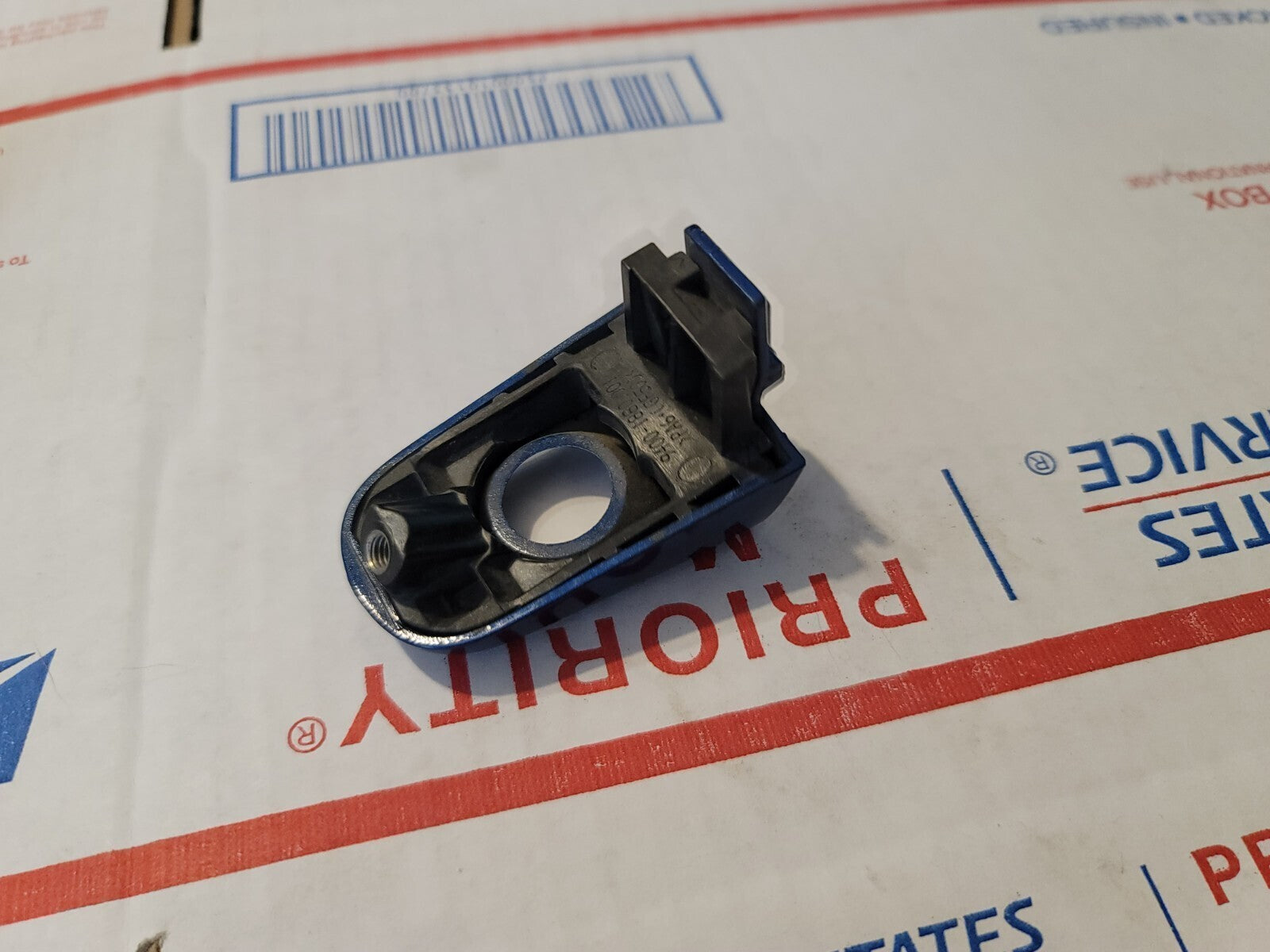 2009-2012 Chevrolet Traverse Exterior Door Driver Handle Cover OEM Blue 7L3