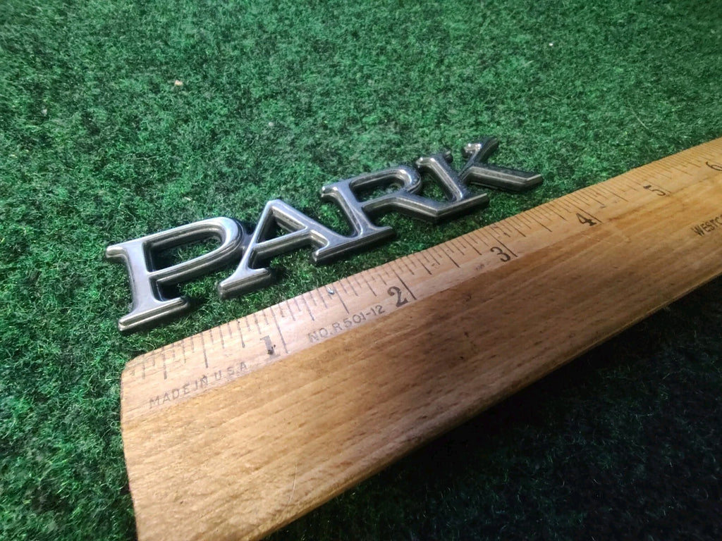 1998-2004 BUICK "PARK" AVENUE SIDE EMBLEM LOGO BADGE SYMBOL LETTERS OEM 4S3