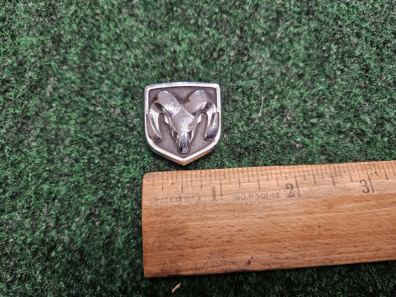 DODGE STEERING WHEEL EMBLEM RAM 1500 2500 CHARGER NITRO DURANGO OEM 6M4