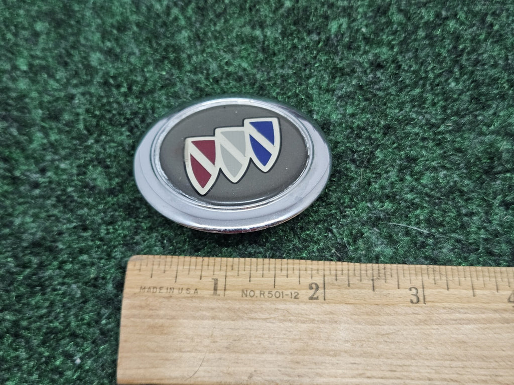 2000-2005 Buick LeSabre Limited Emblem Badge Rear Side Fender Red Chrome 7S7