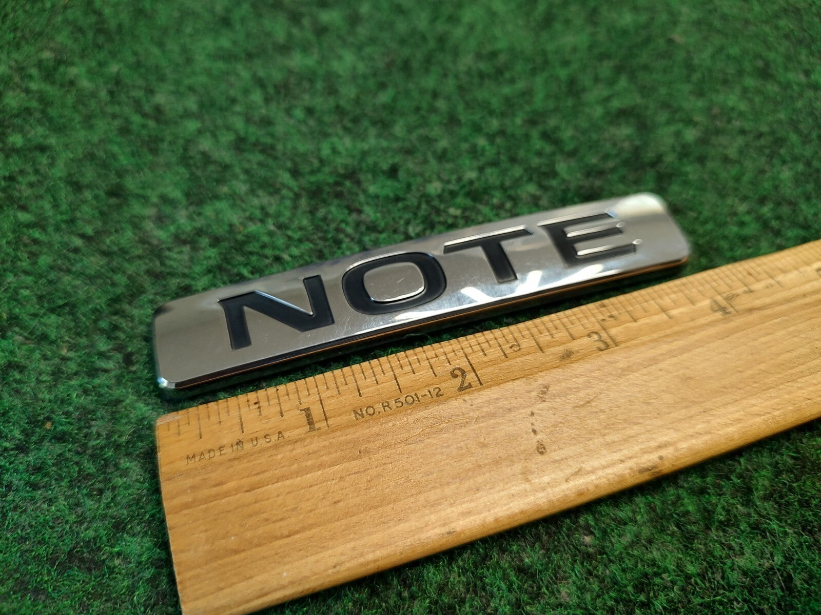 2014 -2019 Nissan Versa Note Liftgate Trunk Back Door Emblem 90892-3VY2A OEM 5S1