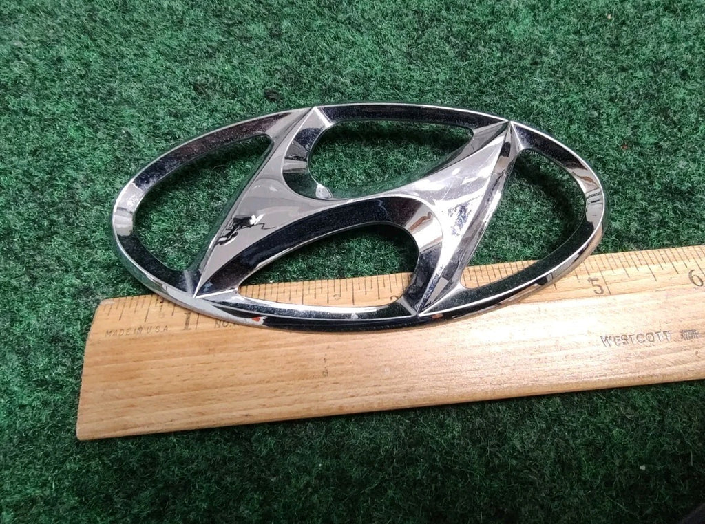 Hyundai Emblem Logo Symbol Badge Chrome OEM Name Plate 5S5