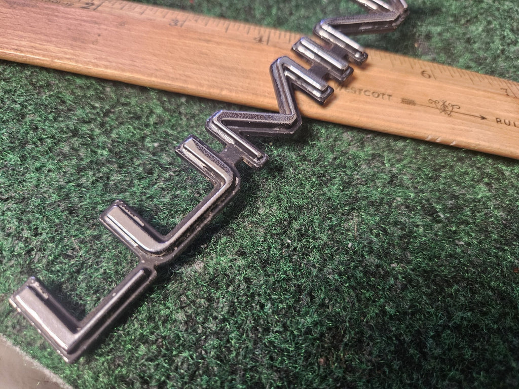 95 96 97 98 99 00 01 CHEVROLET LUMINA REAR EMBLEM BADGE SYMBOL OEM 4M7