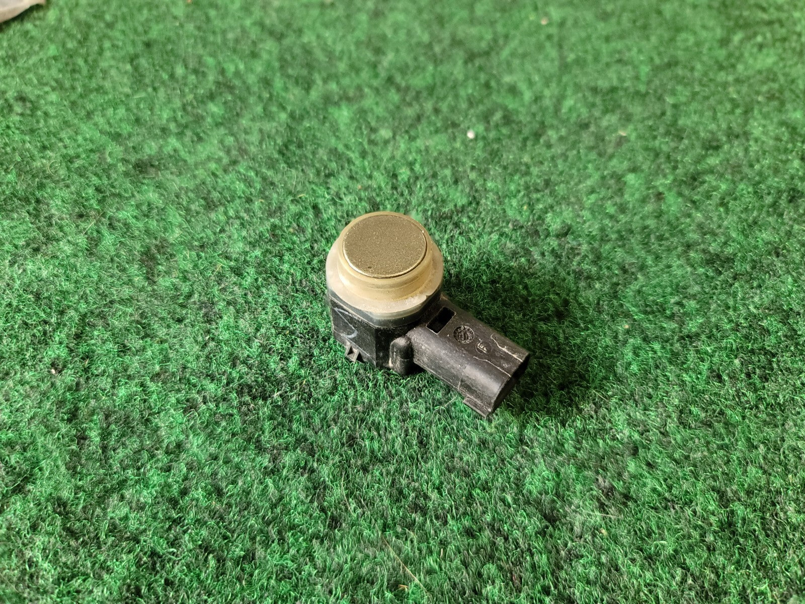 2013-2016 Ford Fusion Parking PDC Assist Sensor DA5T-15K859-AAW OEM 10L1