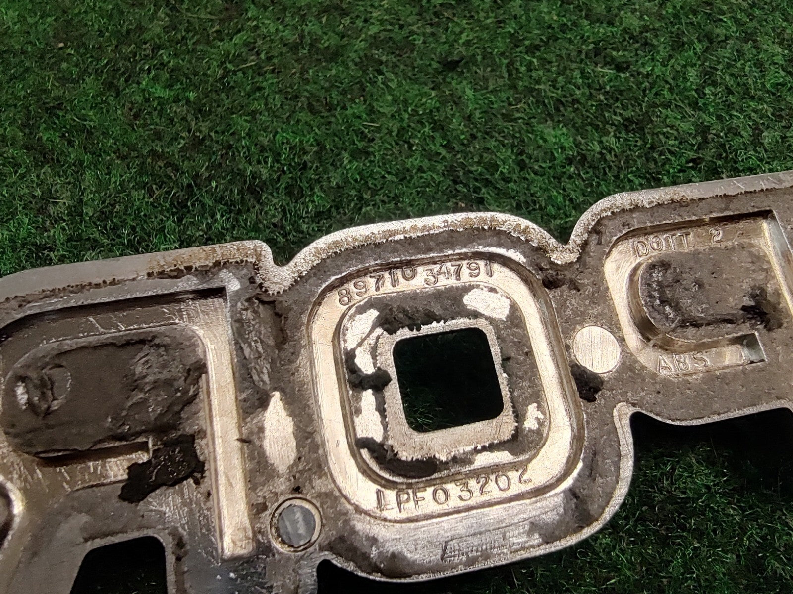1994-2002 Honda Passport Front Door Side Nameplate Badge Emblem 8971034791 1S8