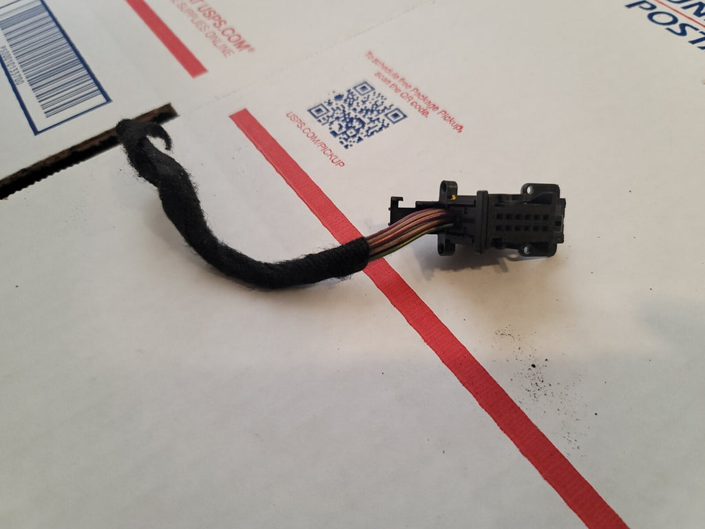 2019 Ford Escape Speedometer Instrument Cluster Speedo PIGTAIL WIRE OEM 7L6
