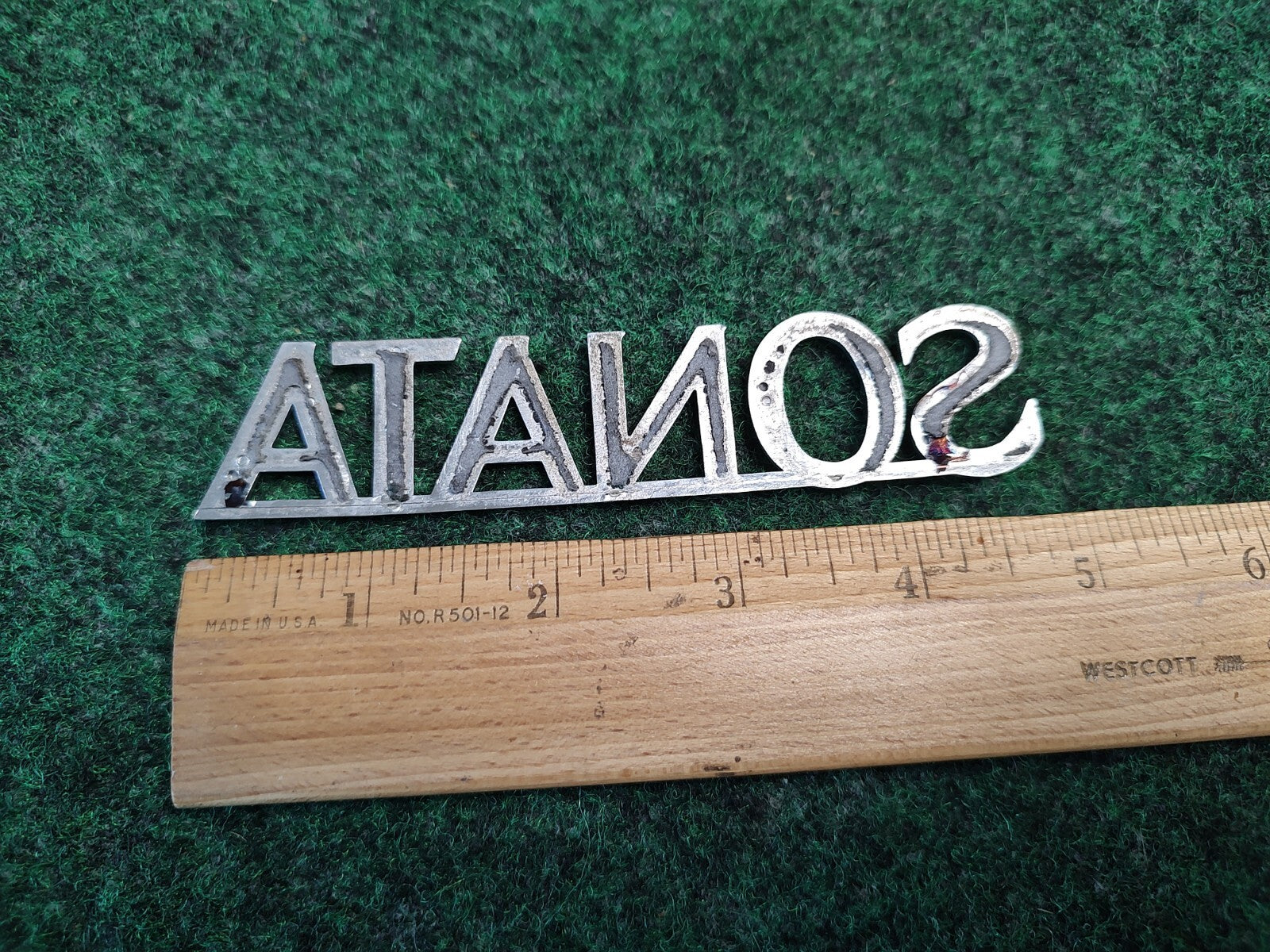 02 03 04 05 HYUNDAI SONATA REAR GATE CHROME EMBLEM LOGO BADGE OEM NAME PLATE 5S1