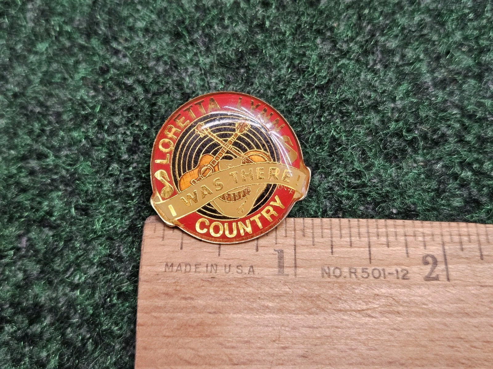 LORETTA LYNN COUNTRY IWAS THERE VINTAGE Lapel PIN MUSIC PARK SOUVENIR