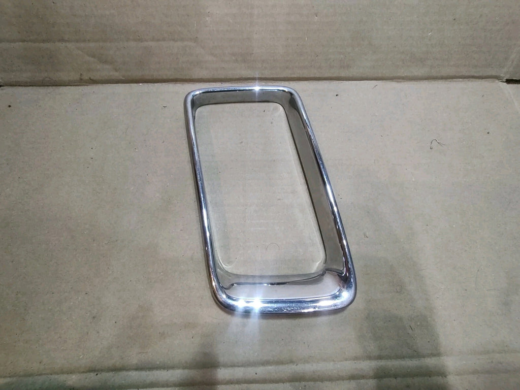 2015-16 Jeep Grand Cherokee Insert Grille Surround Trim Bezel OEM 68143136AB EL3